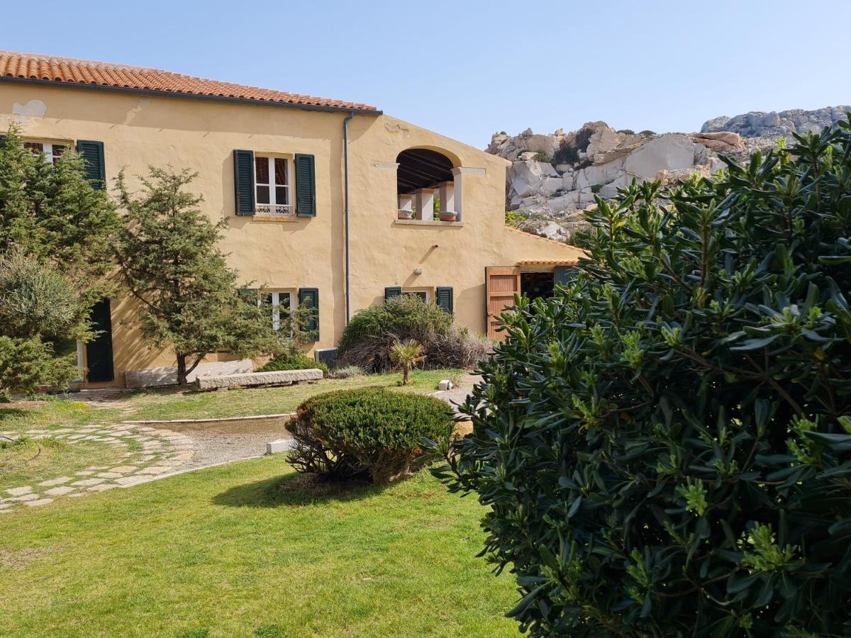 Residence Cala Francese - Case Sul Mare La Maddalena  Kültér fotó