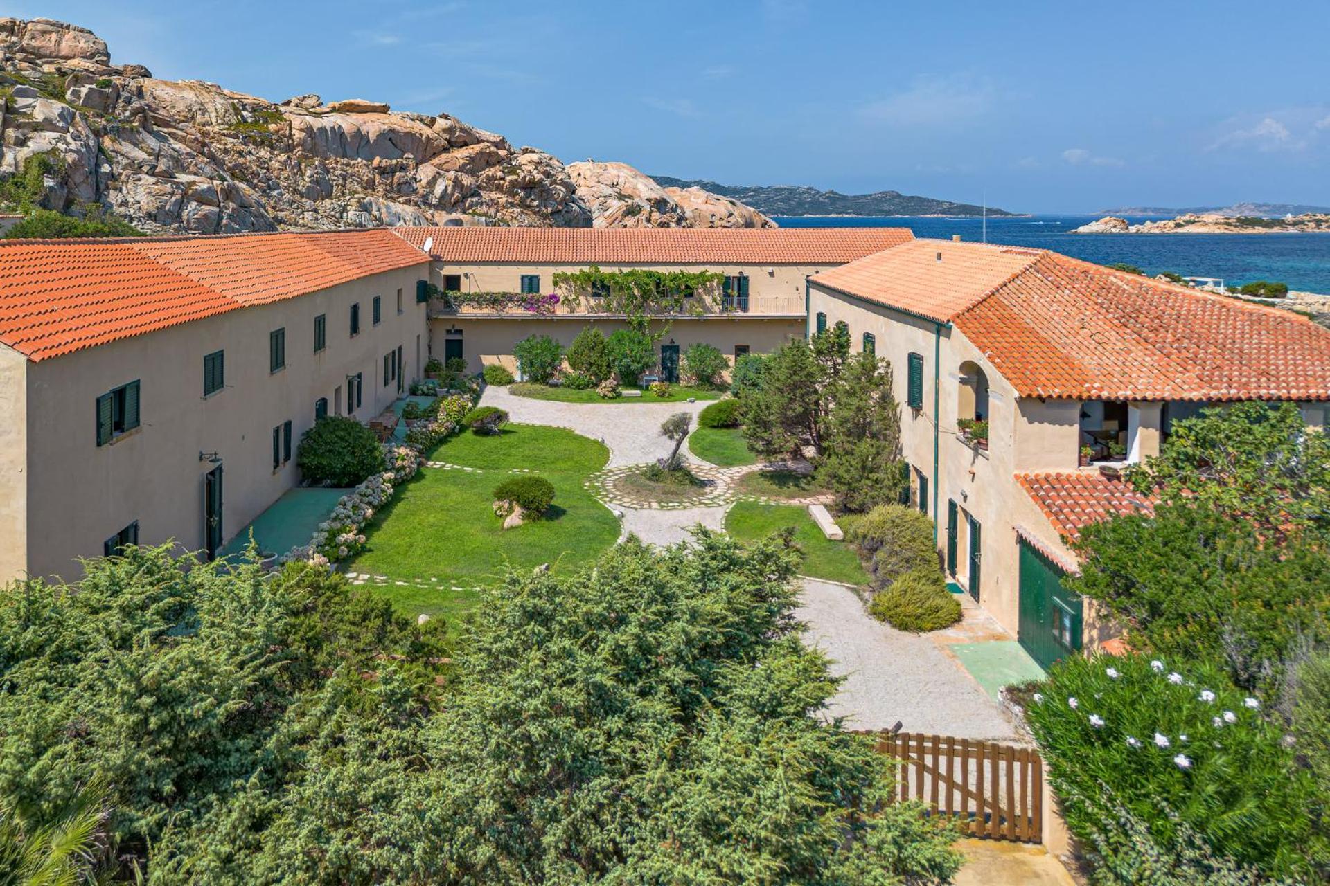 Residence Cala Francese - Case Sul Mare La Maddalena  Kültér fotó